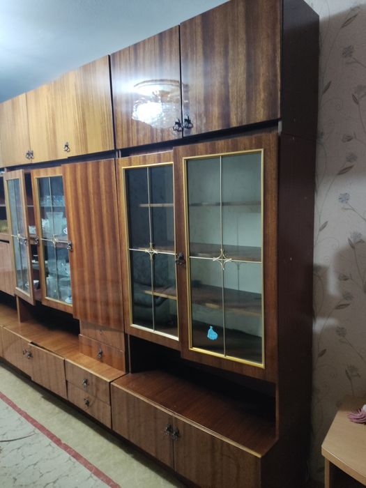 Продам стенку, в хорошем состоянии