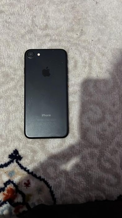 Смартфон,IPhone 7 64 гб