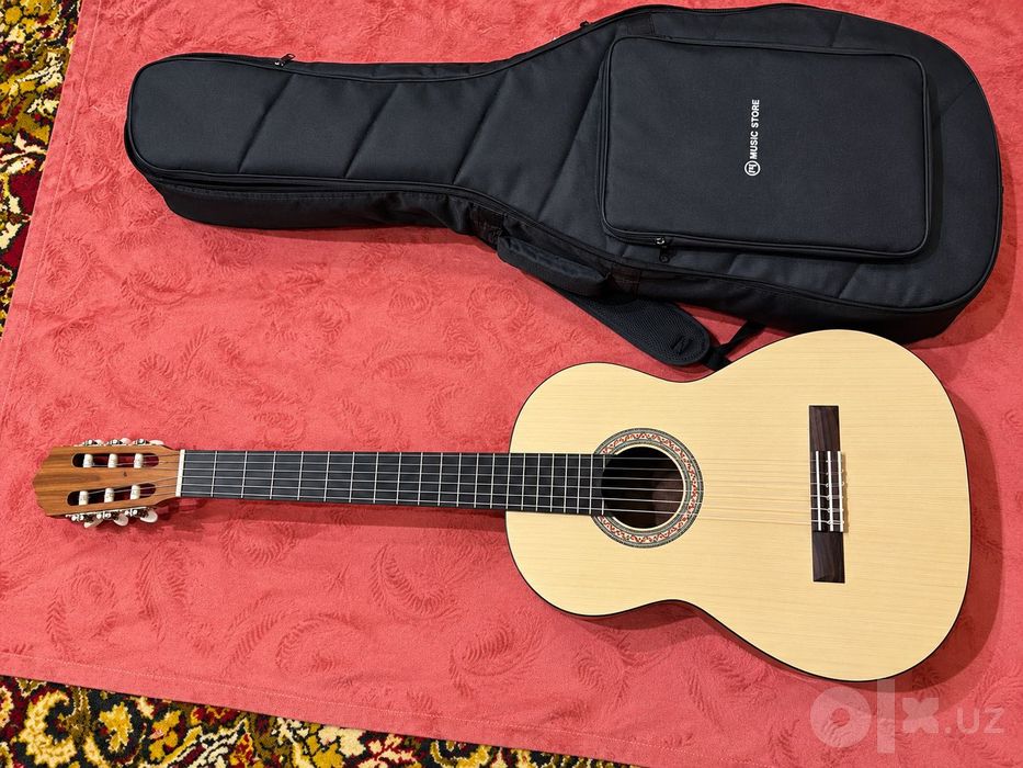Гитара Yamaha C40M