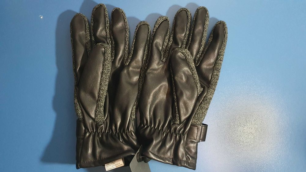 Перчатки теплые новые