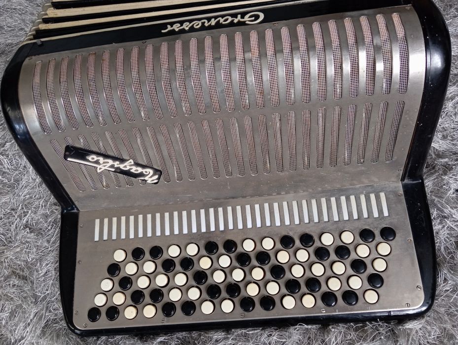 Acordeon Granesso 80 basi