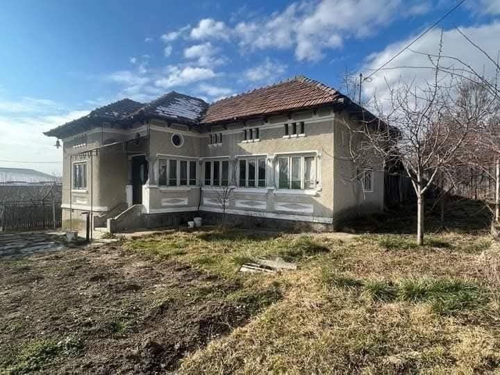 Vand casa in Horezu