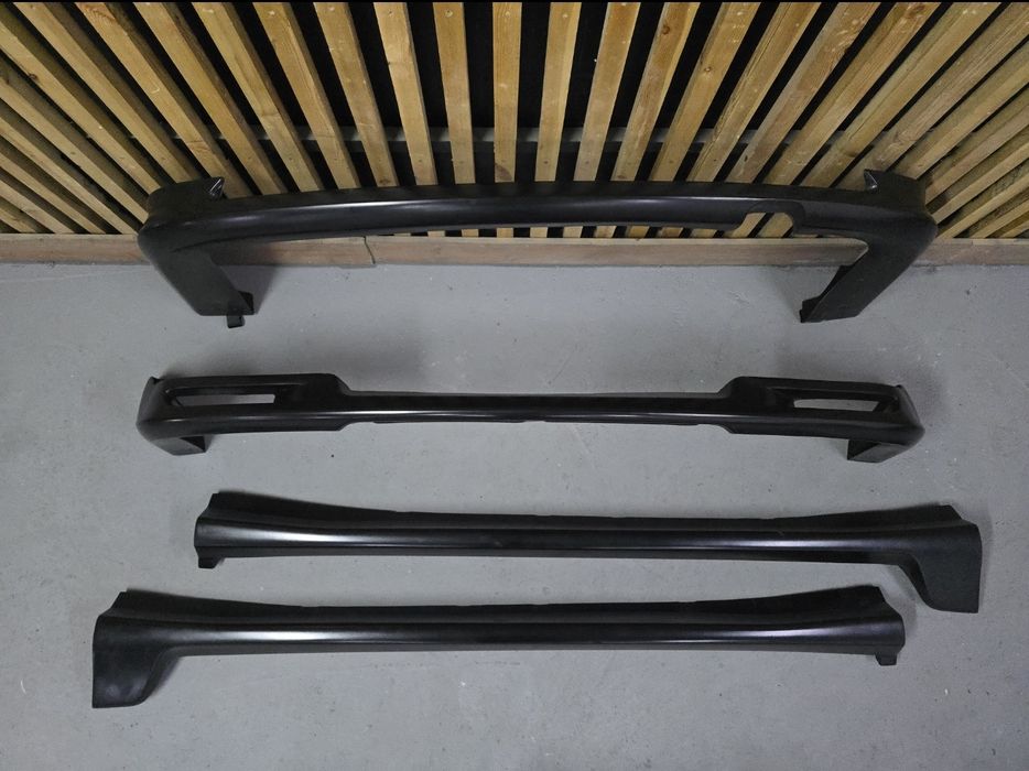 Lexus RX300 Накладки на бампера.