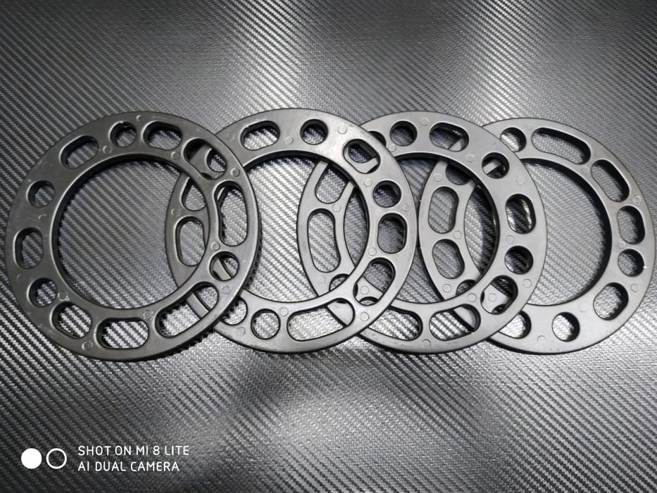 Проставки универсальные на джипы