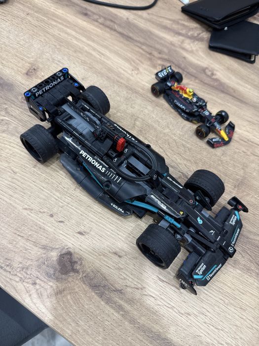 Lego technic AMG F1 (240 деталей)