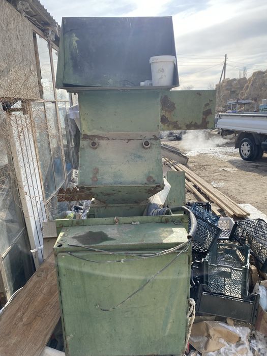 Драбилка для пласмасса