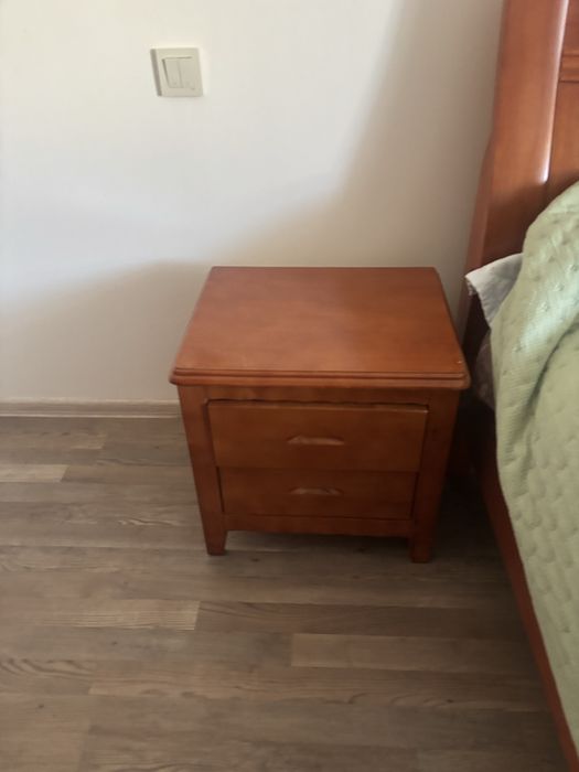 Спальный гарнитур из дерева