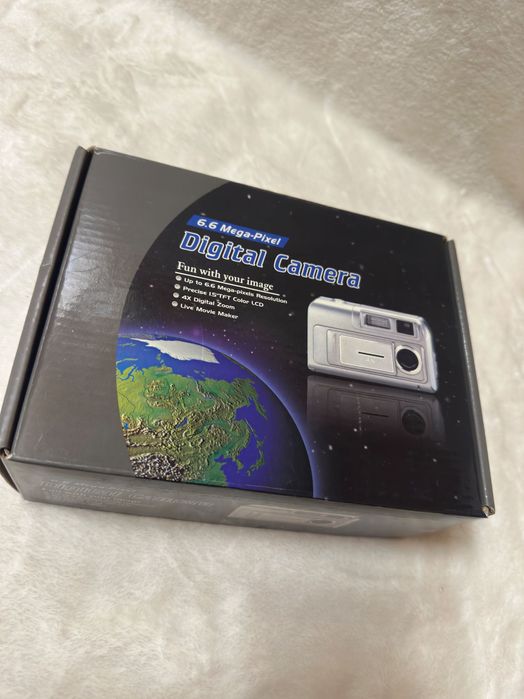 Digital Camera 6.6 MegaPixel