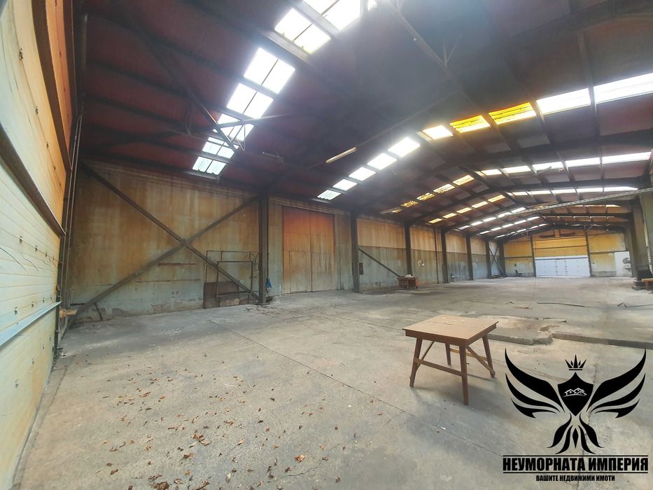 Дава се под наем Склад в Асеновград - 550 кв.м за 1416.27 € - Снимка #3