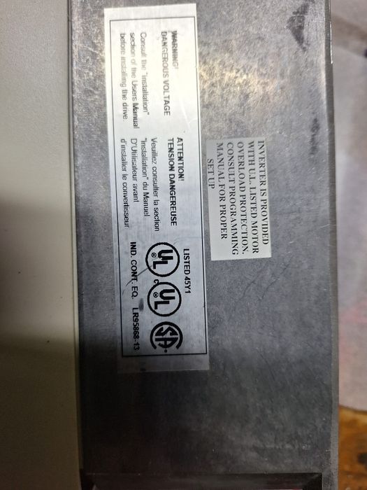 Convertizor de frecventa ABB ACS 300 .Aimentare  220ac- 2,2kw