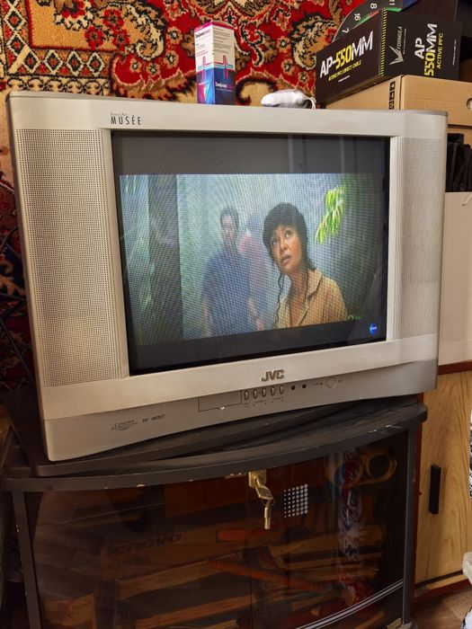 Японский телевизор JVC