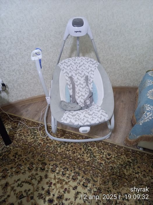 Детская электрокачель