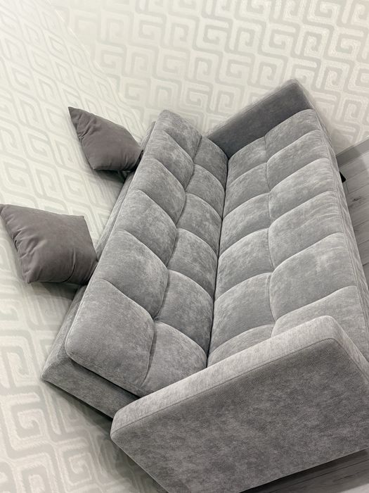 Диван в отличном состояний