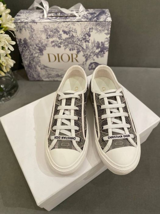 Tenisi Christian Dior
