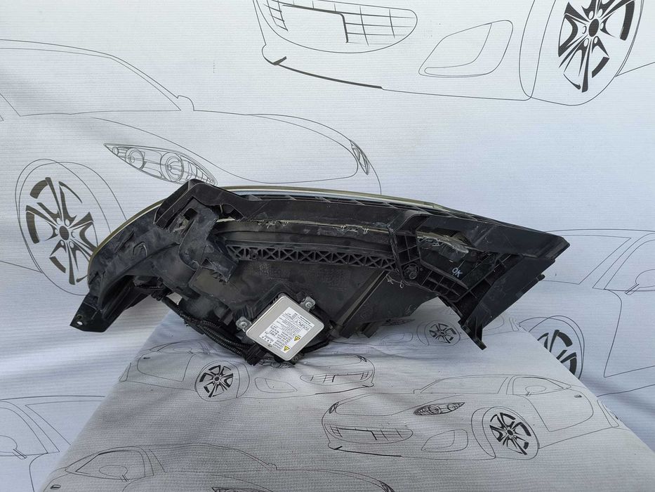 Far Dreapta Uk Xenon Bi-Xenon Honda CR-V 2015 Facelift / 2015-2018 Cod OEM 33100-T1G-E81 (1E1)