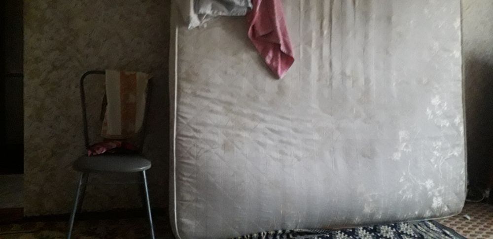 Продам кровать в спальню