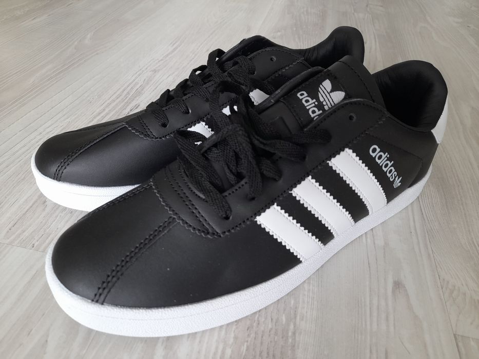Pantofi Adidas 42