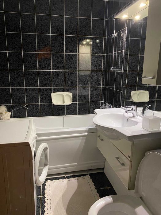 Apartament de inchiriat 2 camere, loc de parcare, zona Recuperare