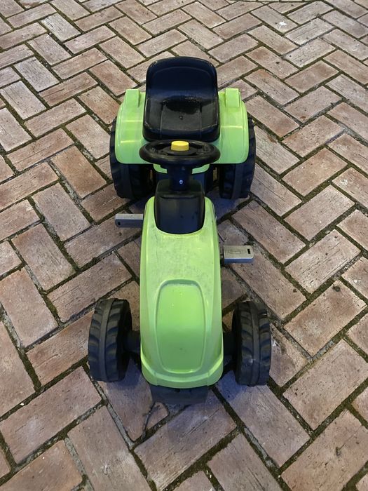 Tractor de jucarie cu pedale Malplay