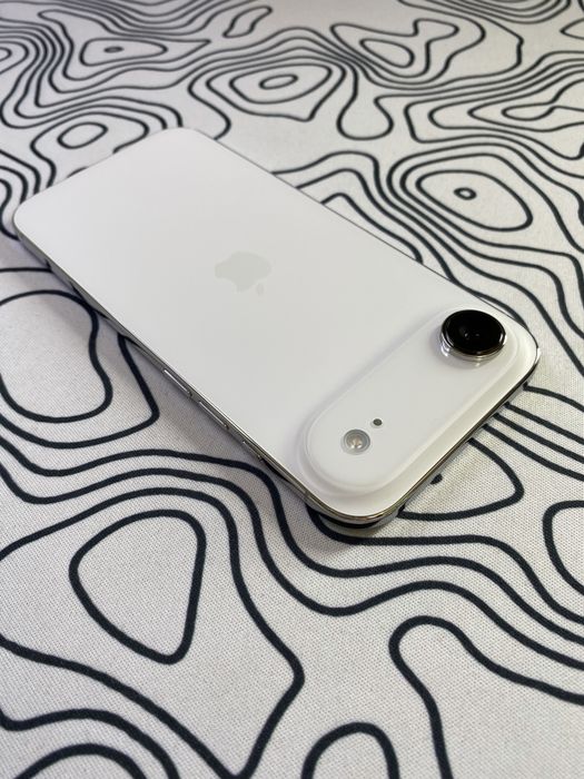 iPhone Air, 256ГБ, белый
