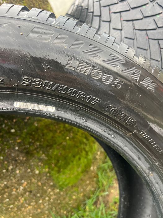 Anvelope iarnă Bridgestone 235/55/R17
