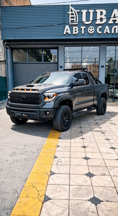 Toyota Tundra 5.7L Матовый монстер