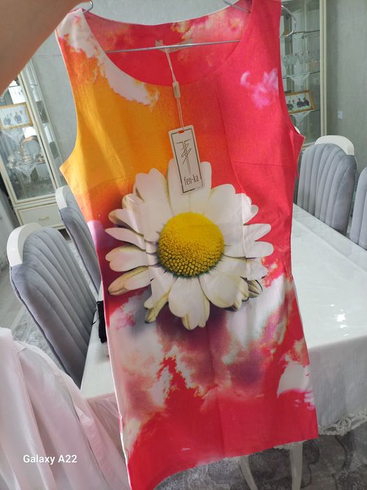 Ayollar kiyimi yubka vilvet.