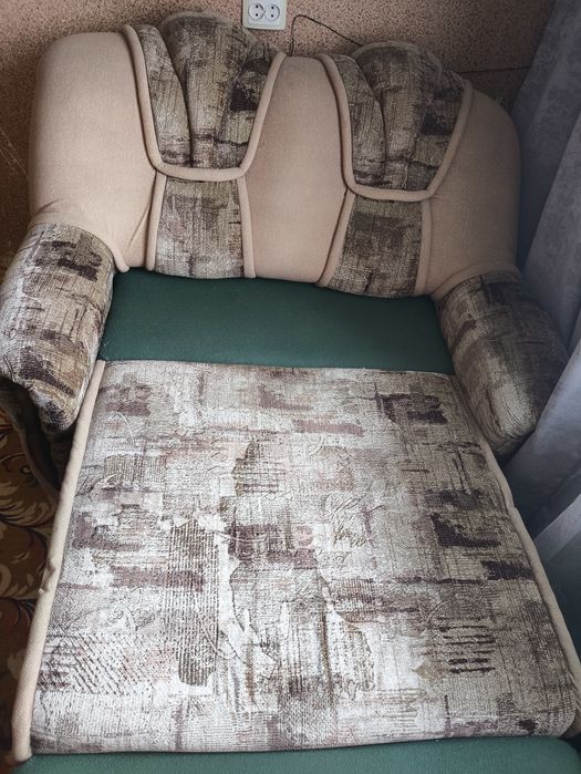 Кресло-кровать б/у