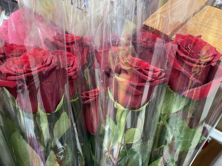 Продаю букеты сегодня подарили