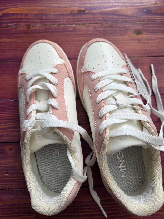 Нови детски маратонки Mango, 32