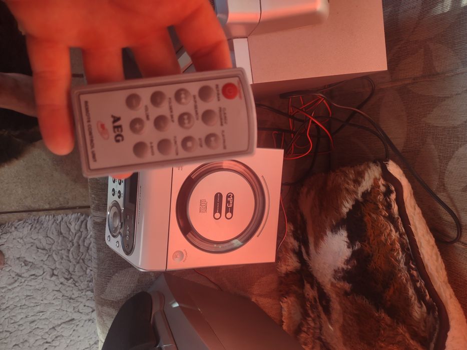 Стерео уредба • Аудио система Radio MP3/Audio AEG