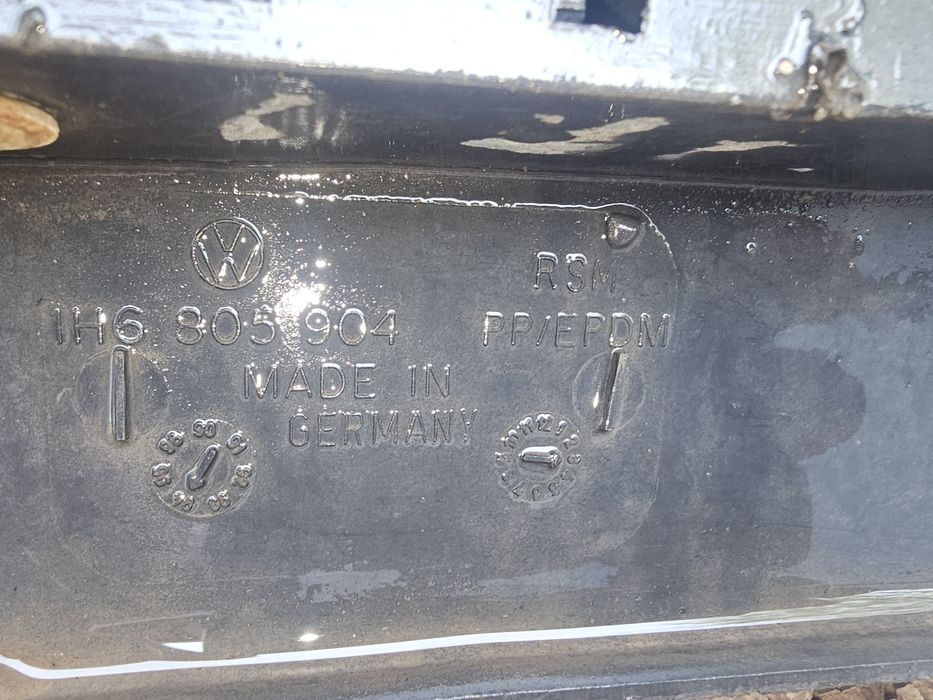 Гольф 3 ,бампер.