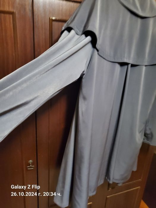 Шлифер размер L сив!