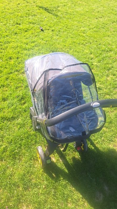 Scaun auto și cărucior Doona