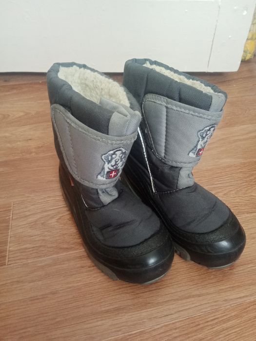 Продам обувь на мальчика