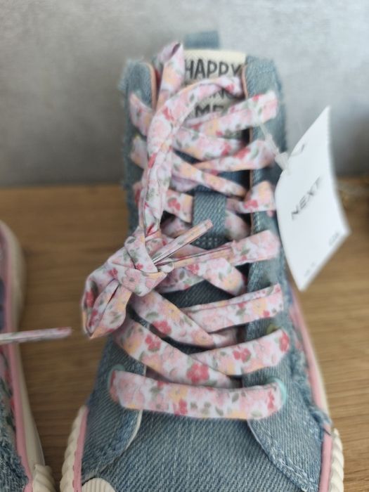 Нови кецове NEXT 29номер