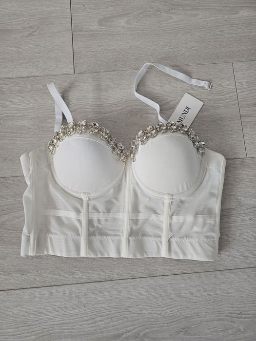 Дамско бяло бюстие