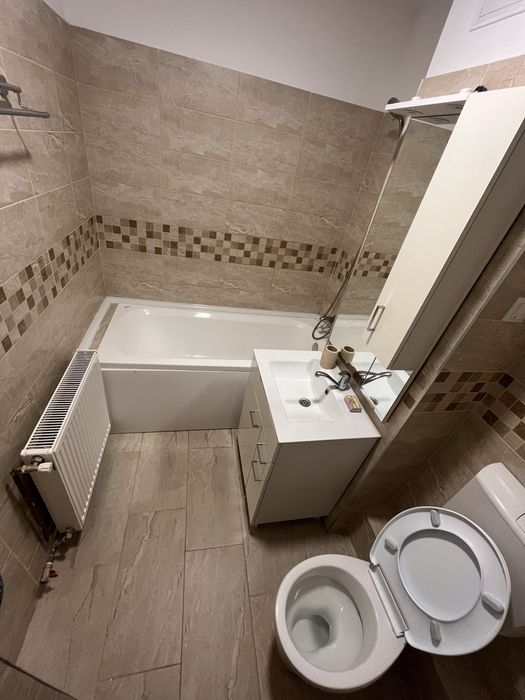 Inchiriez apartament 2 camere decomandat, 50 mp, 2 balcoane, 1500 lei