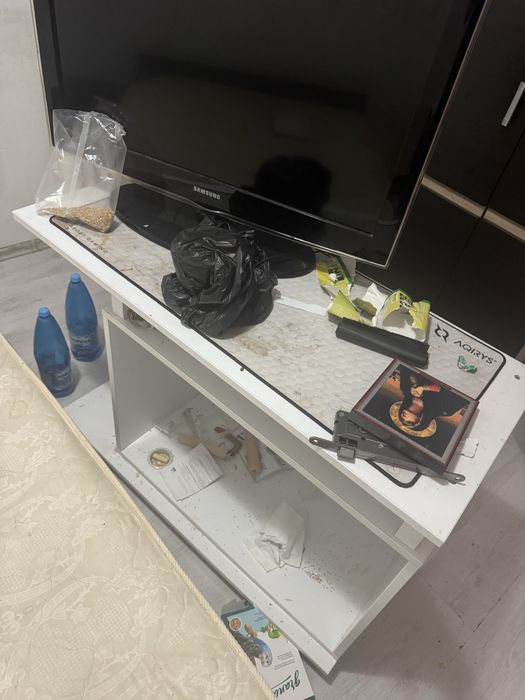 Vand masa plus scaun gaming