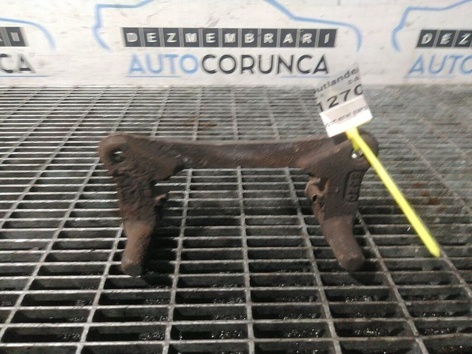 Suport etrier dreapta fata Mitsubishi Outlander 2.4 B 2005 - 2009 Automata SUV 4 Usi ...