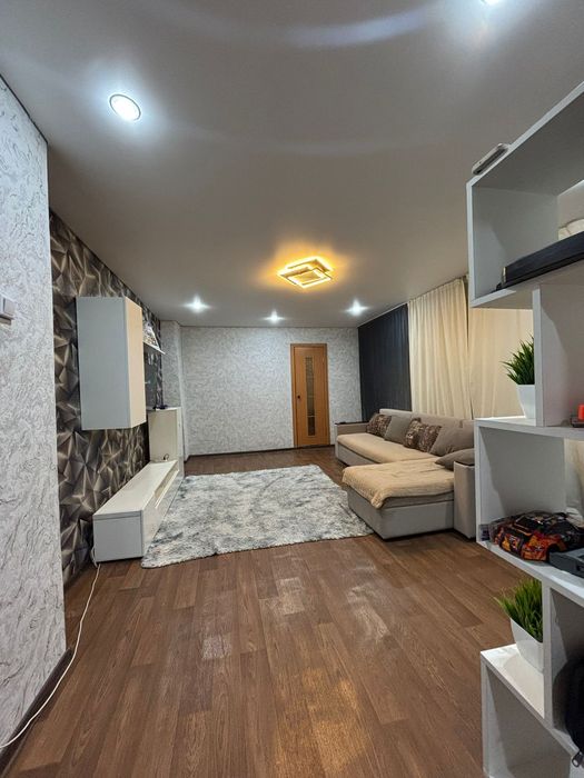 Продам 3 комнатную квартиру