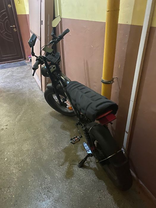 Bicicletă electrică