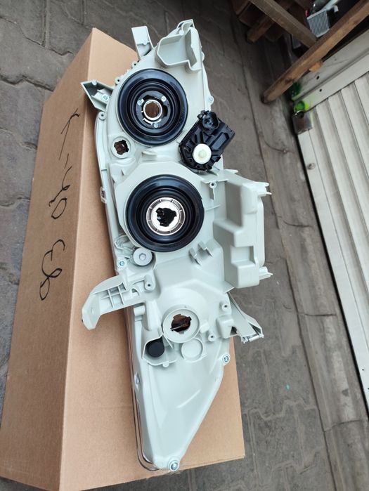 Камри 40 фара Европа