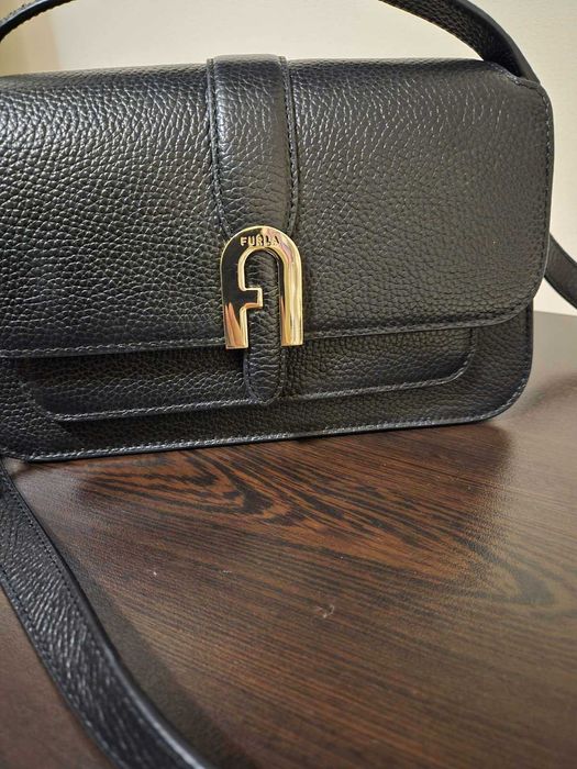 Дамска чанта Furla Sofia