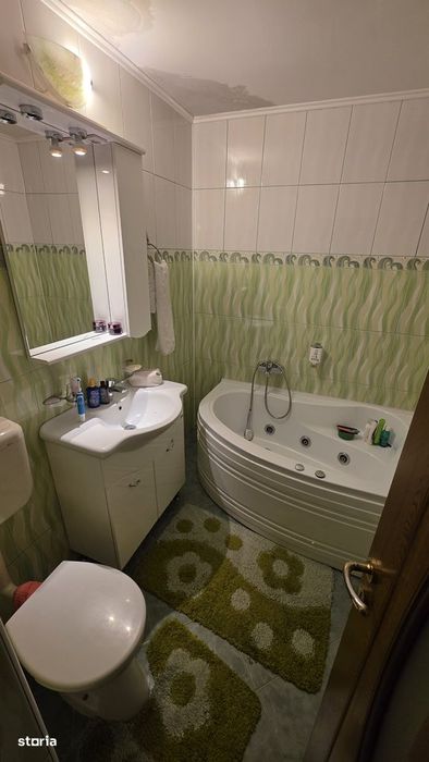 Vand ap cu 3 camere str. Bucuresti - Mircea Voda