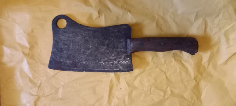 Cutite facute pe comanda