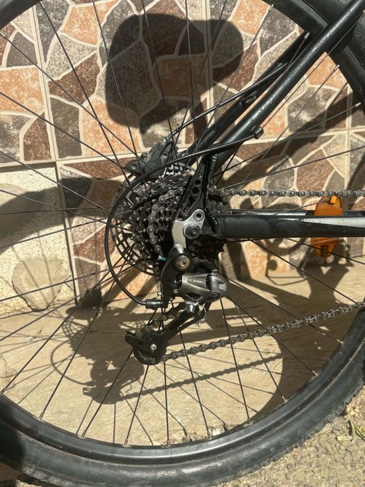 Kross Hexagon 29” – 24 viteze, frâne pe disc, stare foarte bună