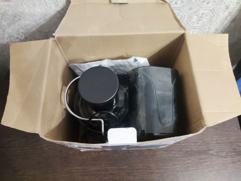 Соковыжималка Sinbo SJ 3127