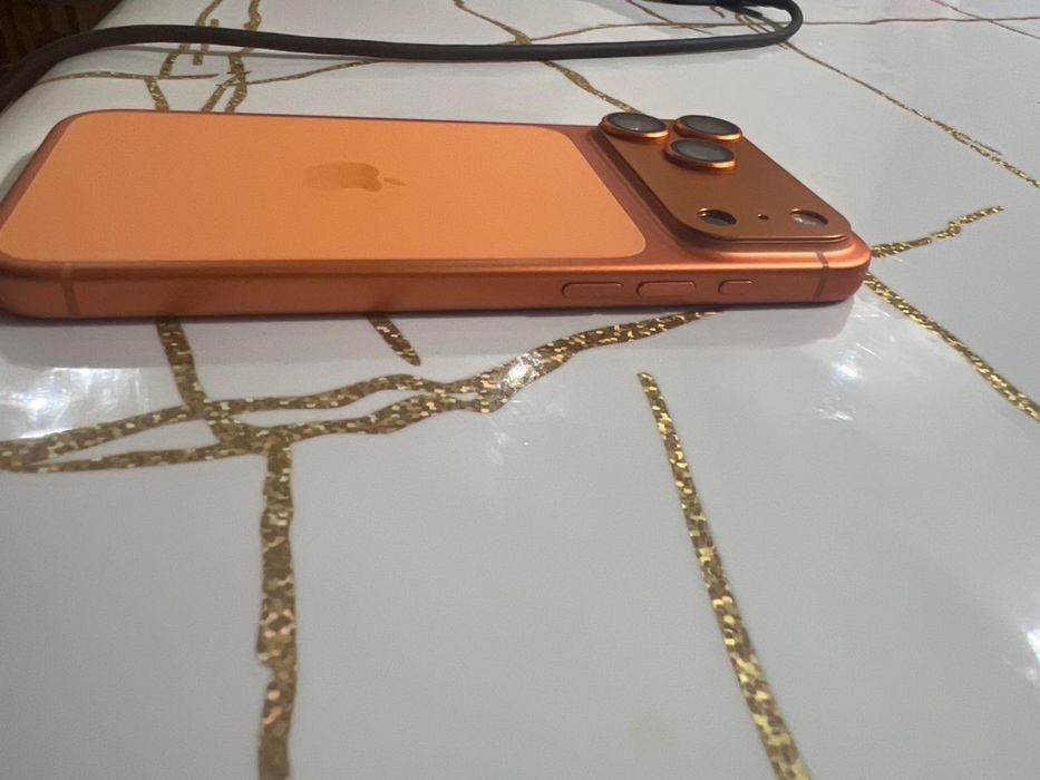 Iphone 17 pro max , с коробкой