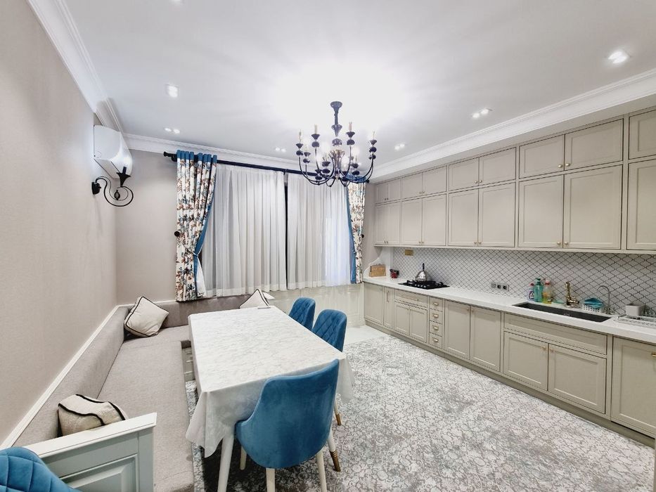 Сдаётся 3х комнатная квартира